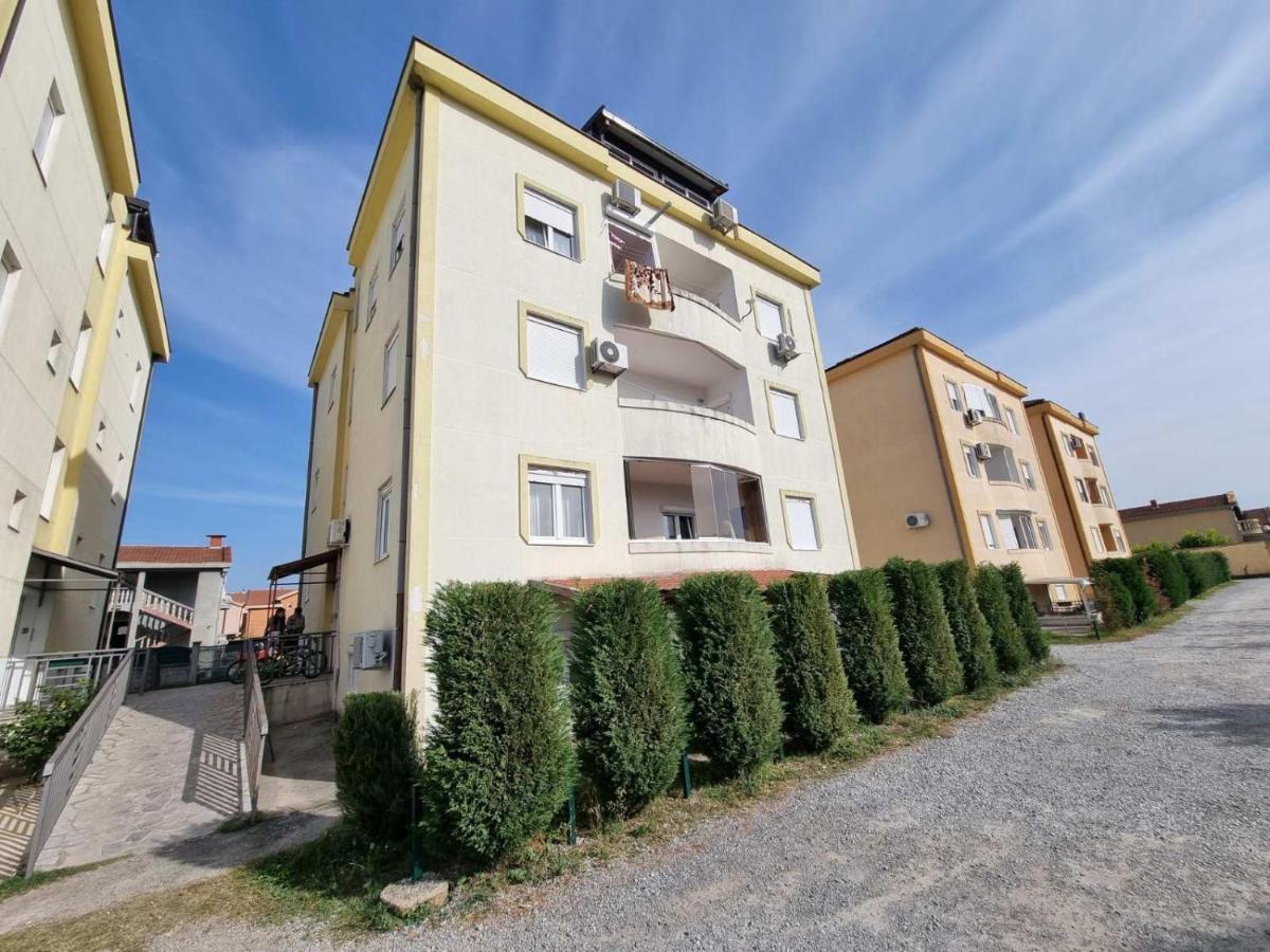 Apartman Stex Podgorica Exterior foto